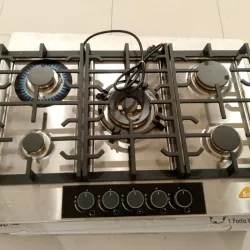 Cocina de empotrar marca Drija con Magneto 5 hornillas 