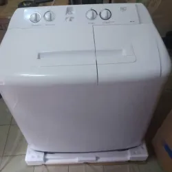 Lavadora semiautomática marca boj 10 kg (color blanco)