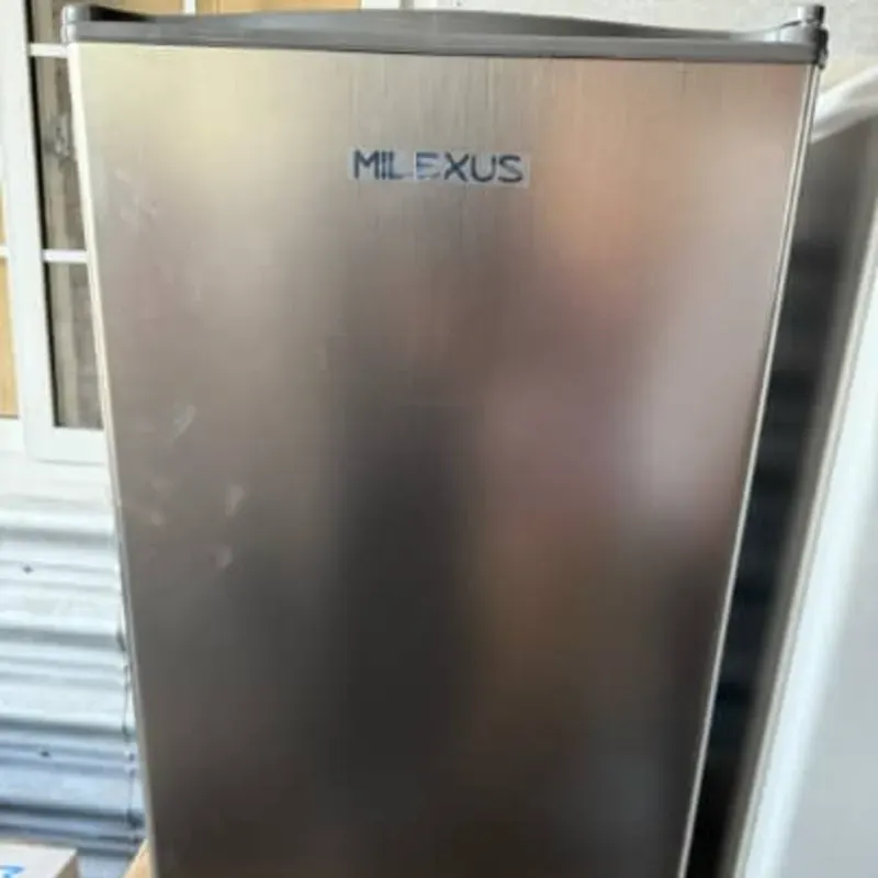 Minibar Milexus 3.3 pies 