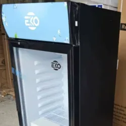 Nevera Exhibidora EKO de 7 pies