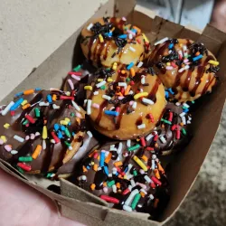 Cajitas con minidonitas