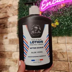 Loción después del afeitado para rostro y cuerpo