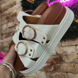 Sandalias altas