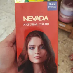 Tinte castaño medio dorado irisado