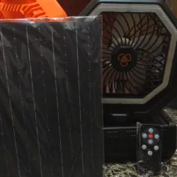 Ventilador recargable con panel solar