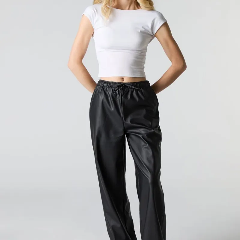 Pantalón Vinil Negro 