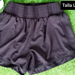 Short original.Disponible la talla L