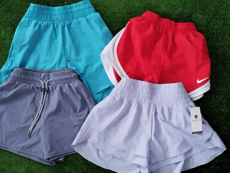 Shorts deportivos de mujer