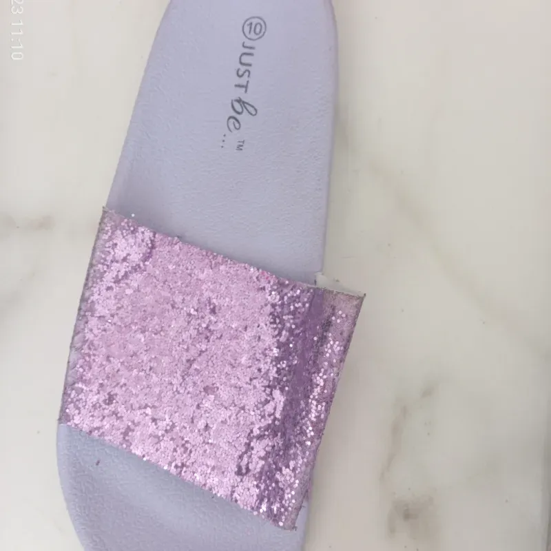 Chancletas💜