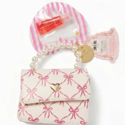 Cartera con accesorio