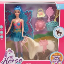 Muñeca con caballo