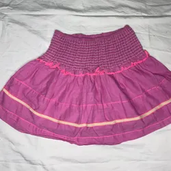 Saya rosada de niña