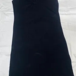 Vestido negro de mujer 👗