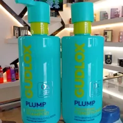 Juego champú y acondicionador.