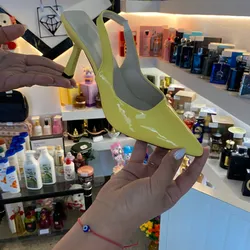 Tacón puntifino