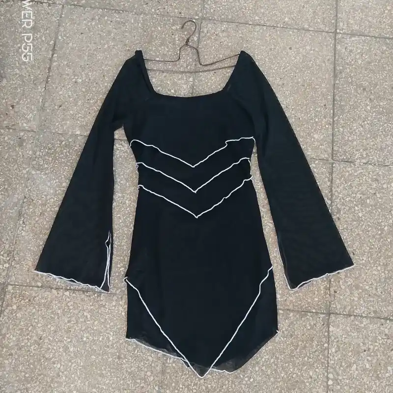Disponible para mujer 