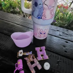 Accesorios para adornar jarras solo en morado