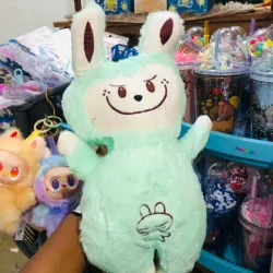 Labubu que simula respirar