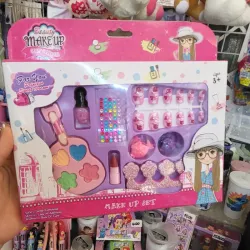 Maquillaje y manicura #2