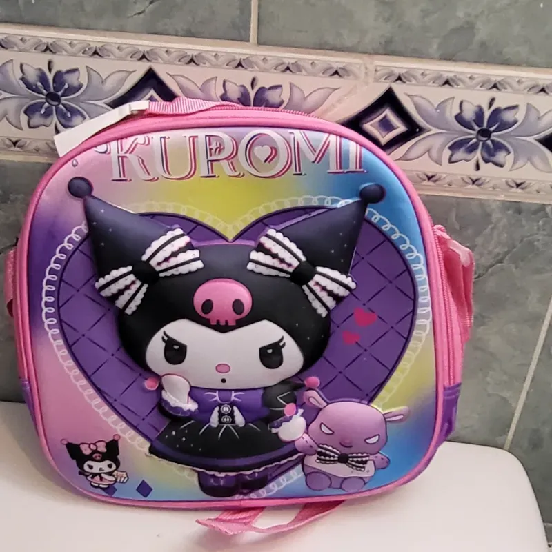 Merendero tipo mochila térmica kuromi