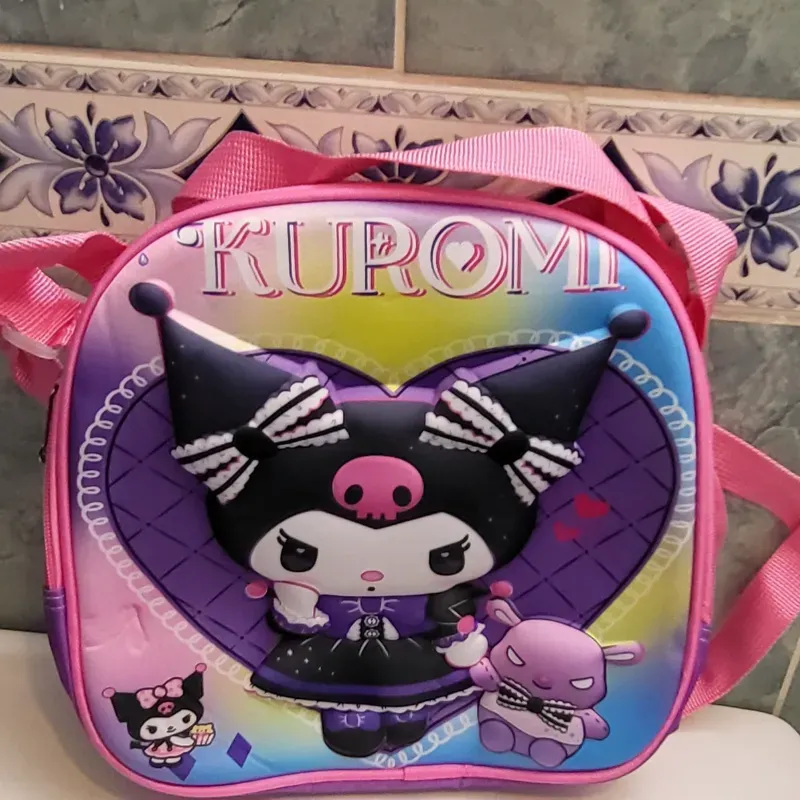 Merendero tipo mochila térmica kuromi