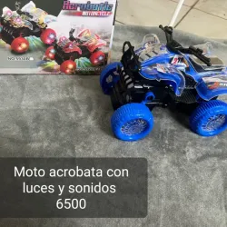 Moto acróbata con luces y sonido
