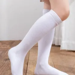 Medias largas blancas 