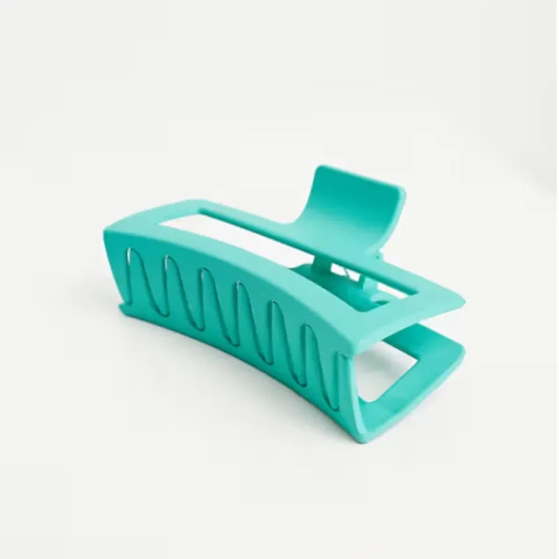 Pellizcos plásticos de colores (1)