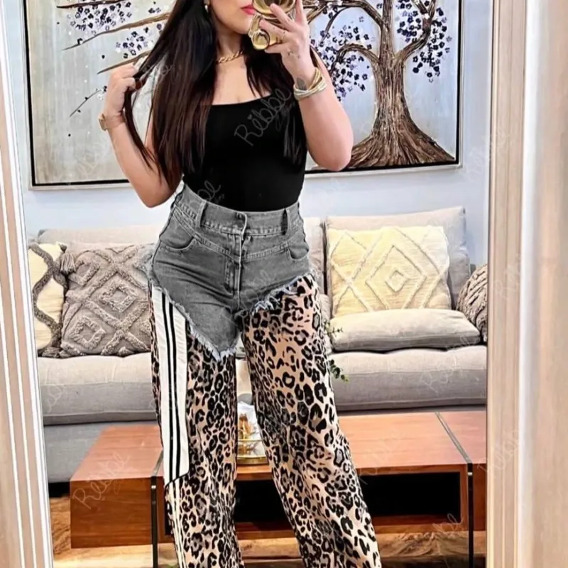 Pantalones con estampado de leopardo
