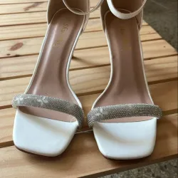 Tacones Abiertos Medios
