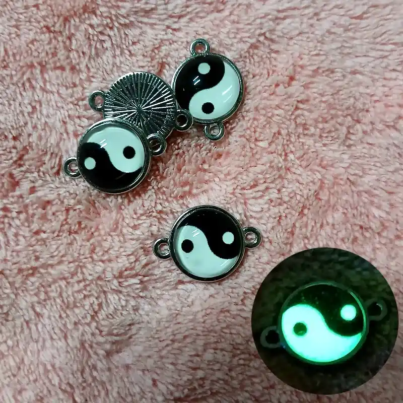 Conector Yin Yang fluorescente
