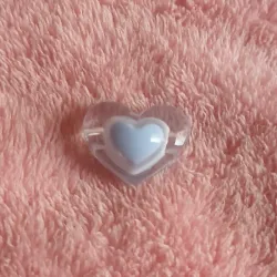 Corazón grande transparente centro azul