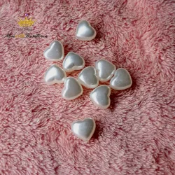 Corazones perlados