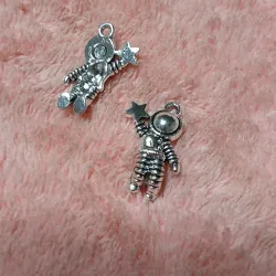 Dije astronauta metal chico