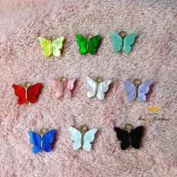 Dije de mariposa de resina 14x16 mm