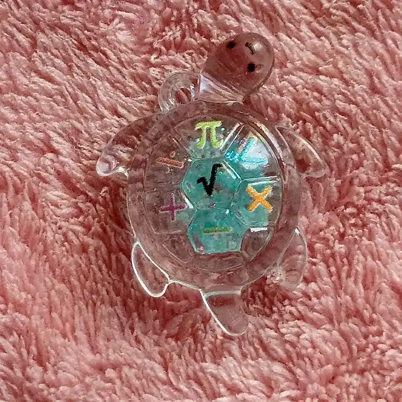 Dije figura fluorescente de resina tortuga