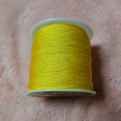 Hilo chino amarillo claro 0.8 mm