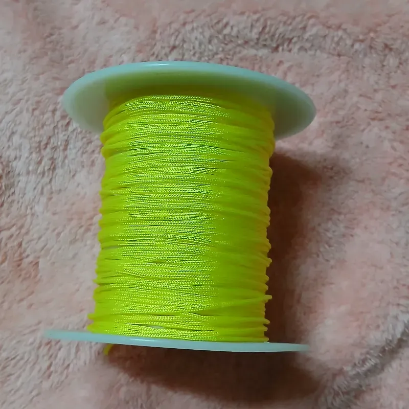 Hilo chino amarillo claro 0.8 mm