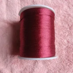 Hilo cola de rata rojo vino