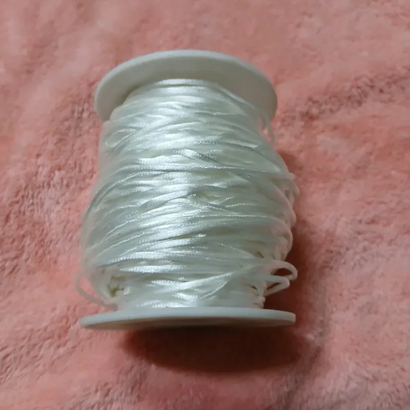 Hilo cola de rata blanco hueso 1 mm