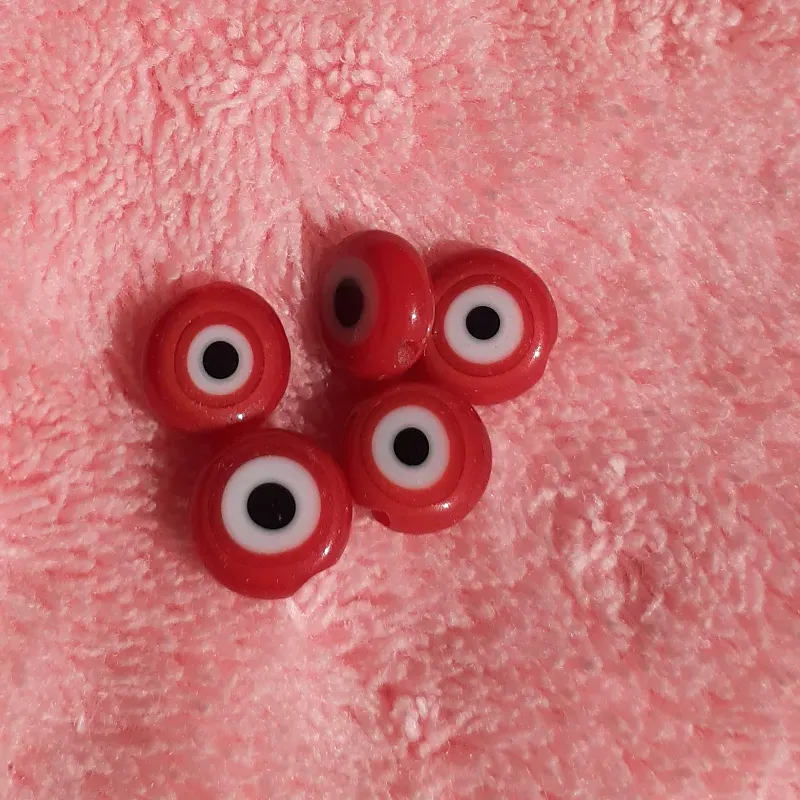 Ojos turcos planos 8 mm rojo