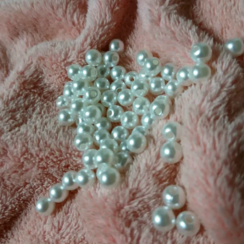 Perlas plásticas 6 mm blancas