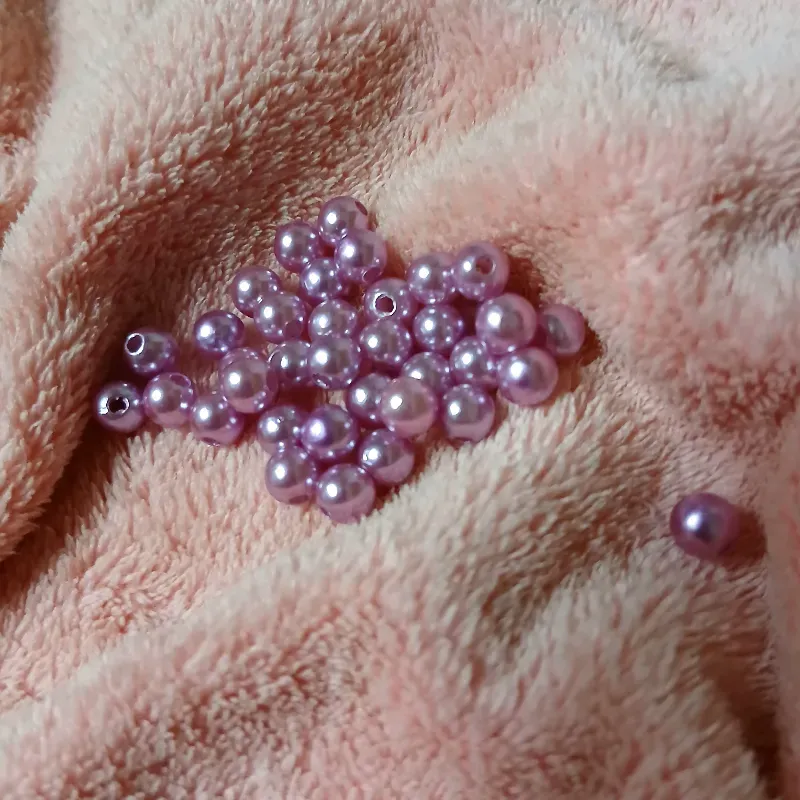 Perlas plásticas 6 mm moradas