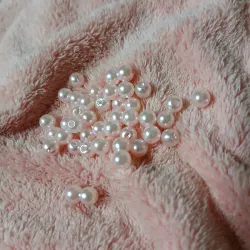 Perlas plásticas 6 mm rosadas