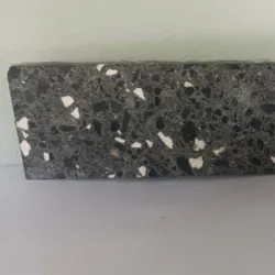 Rodapie Negro
