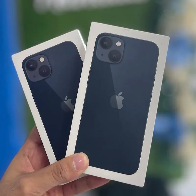 iPhone 13 nuevo en caja 📦 300 USD