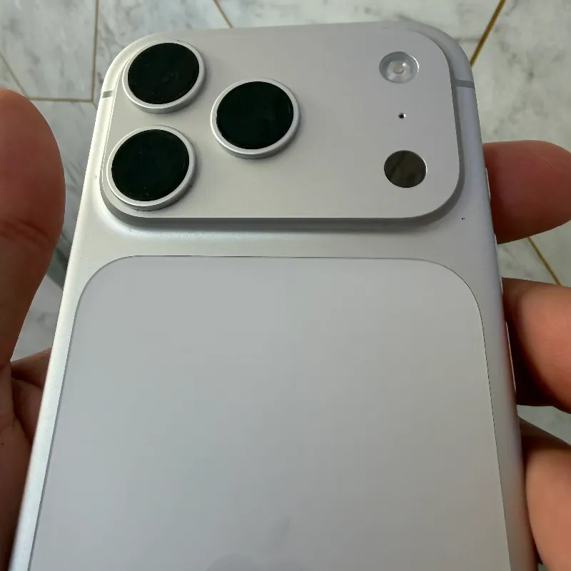 IPHONE 17 PRO