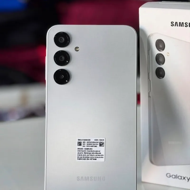 Samsung A16 / 128 GB Almacenamiento 