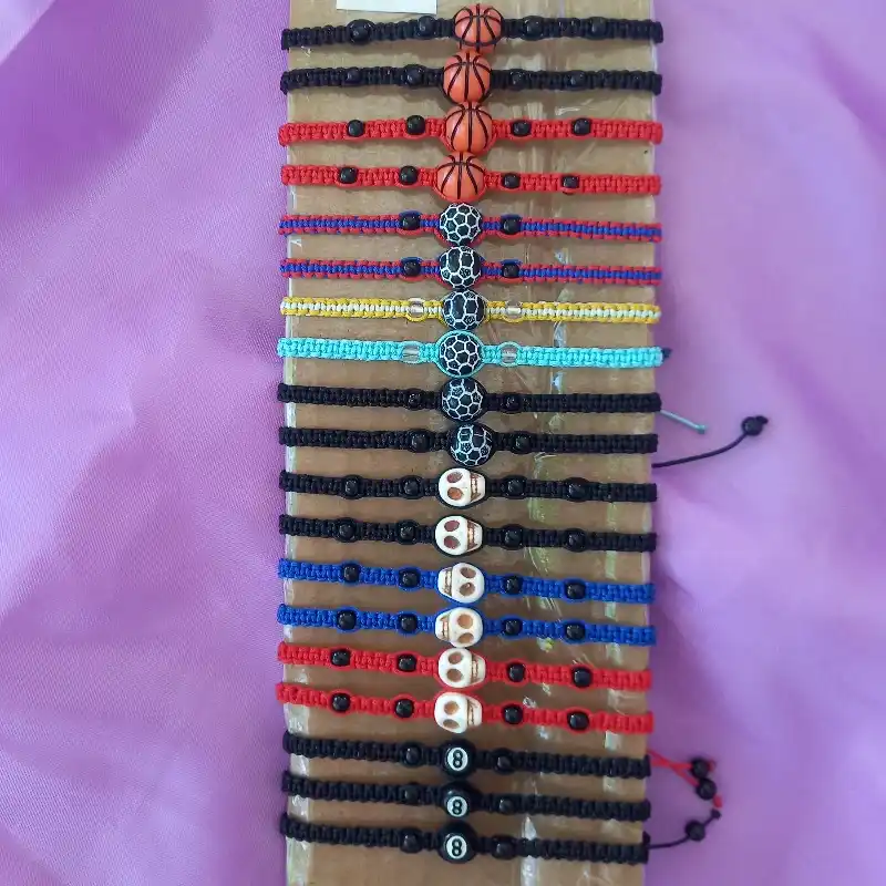 Basket, futbol, calavera y bola de billar