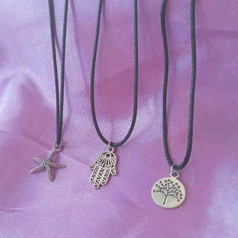 Collares variados